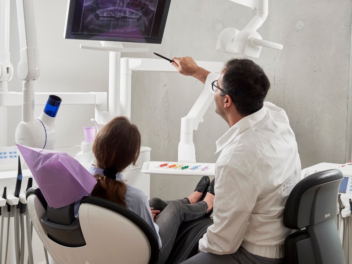 የስዊስ የጥርስ ኢምፕላንቴሽን (Dental Implants)